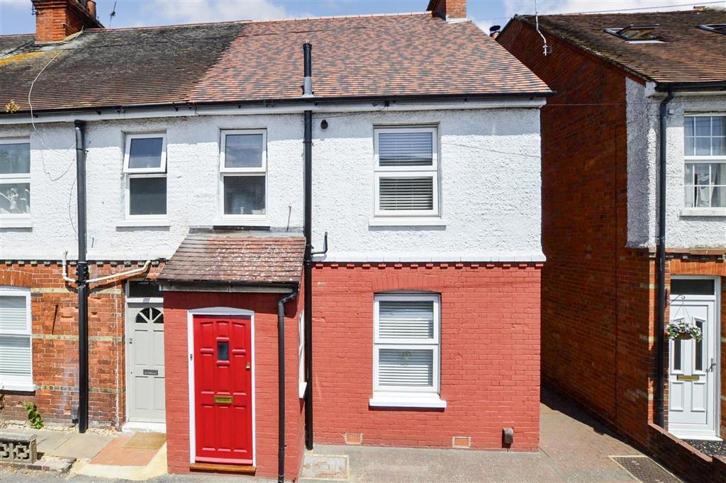 Vale Road, Tonbridge, Kent 3 bed end of terrace house £310,000