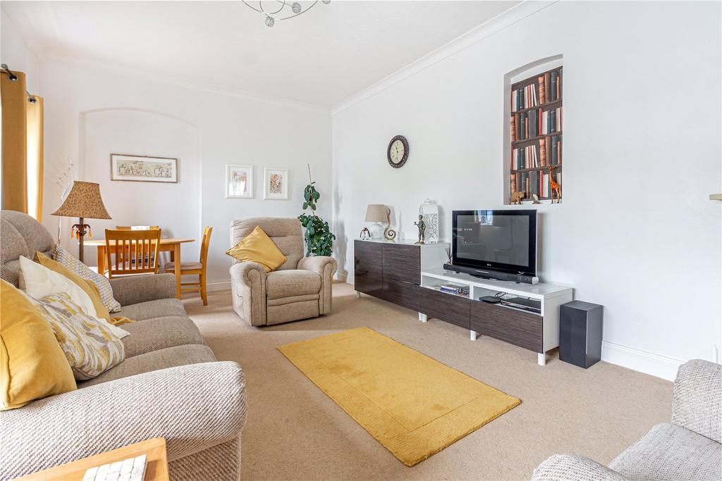Upton Road, Callow End, Worcester, WR2 2 bed apartment £220,000
