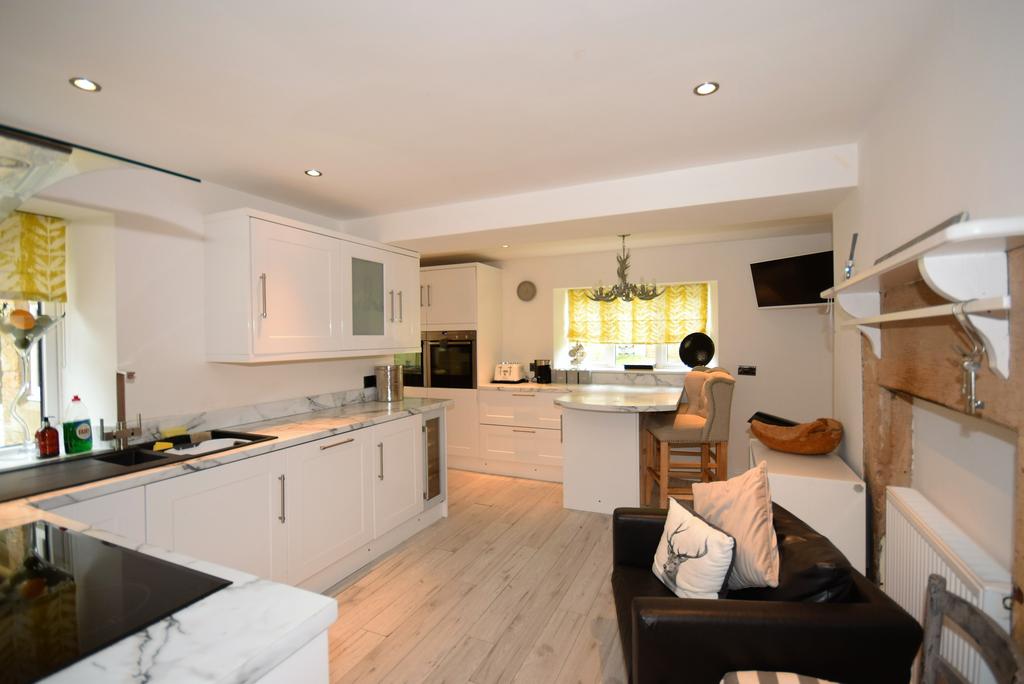Greenhead, Brampton, Cumbria, CA8 4 bed detached house £425,000