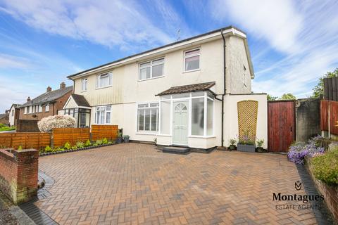 77 Sunnyside Road, Epping, CM16 4JN