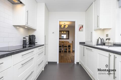77 Sunnyside Road, Epping, CM16 4JN