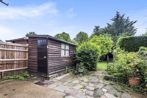 16 Commonside, Keston, BR2 6BP