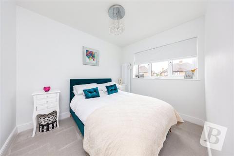 22 Nyth Close, Upminster, RM14 1RB