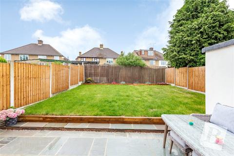 22 Nyth Close, Upminster, RM14 1RB