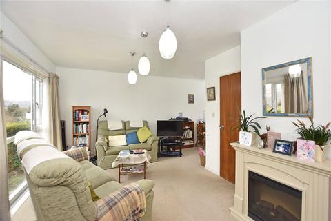 16 Penmaes, Rhayader, LD6 5PN