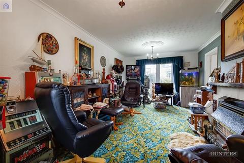 16 Sheepcotes Road, Romford, RM6 5LS