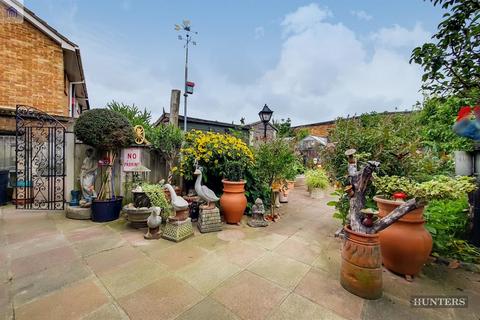 16 Sheepcotes Road, Romford, RM6 5LS