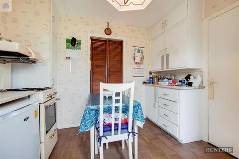 16 Sheepcotes Road, Romford, RM6 5LS