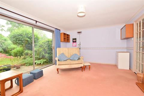 41 Queensway, Cranleigh, GU6 7JJ