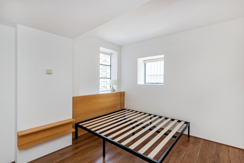 New North Street London WC1N 2 bed flat - £2,500 pcm (£577 pw)