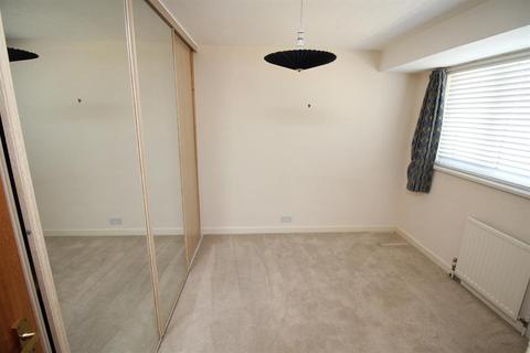 32 Redwick Road, Pilning, Bristol, BS35 4LQ