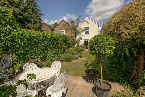 6 Gordon Road, Kingston Upon Thames, KT2 6BS