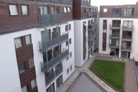 Isaac Way, Manchester M4
