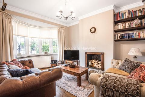 53 Winsford Road, London, SE6 4LT