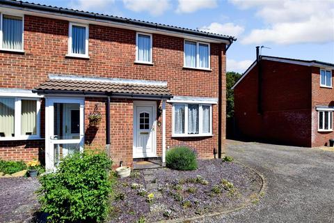 25 Pine Way, Folkestone, CT19 4QL