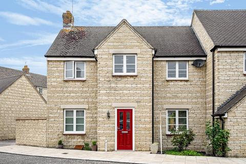 26 Hazel Close, Witney, OX28 1EL
