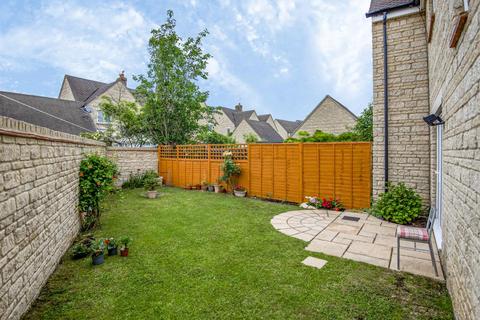 26 Hazel Close, Witney, OX28 1EL