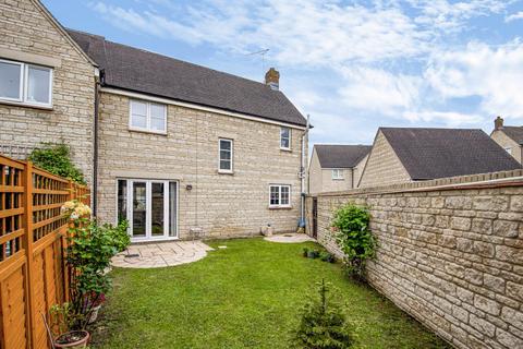 26 Hazel Close, Witney, OX28 1EL
