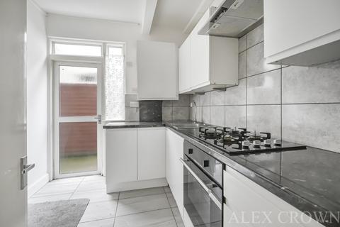 115 Rosslyn Crescent, Harrow, HA1 2RY
