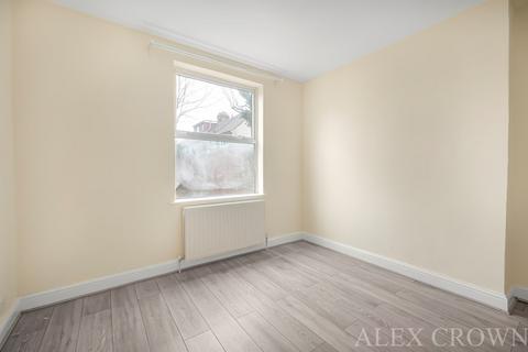 115 Rosslyn Crescent, Harrow, HA1 2RY