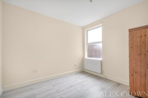 115 Rosslyn Crescent, Harrow, HA1 2RY