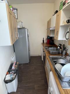 4 bedroom flat to rent, Stokes croft , Bristol BS1