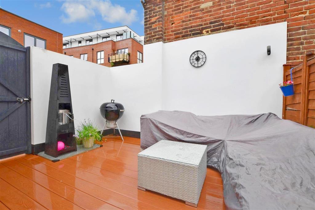 Patio / Decking