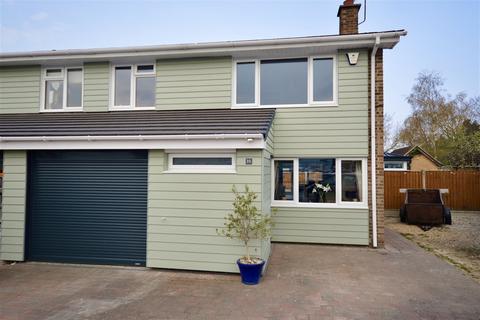 35 Medley Road, Rayne, Braintree, CM77 6TQ