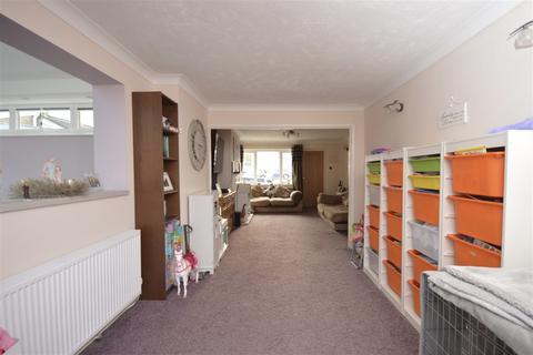35 Medley Road, Rayne, Braintree, CM77 6TQ