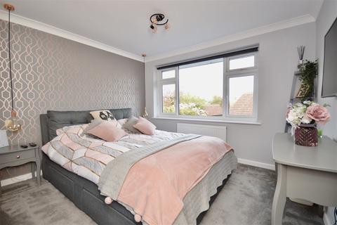 35 Medley Road, Rayne, Braintree, CM77 6TQ
