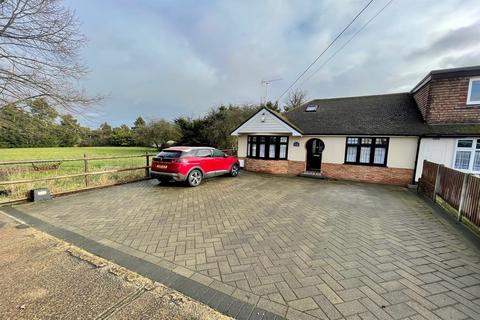 48 Castledon Road, Wickford, SS12 0EL