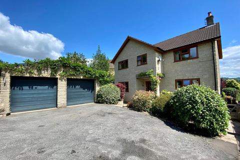 31 Hardings Drive, Dursley, GL11 4LP