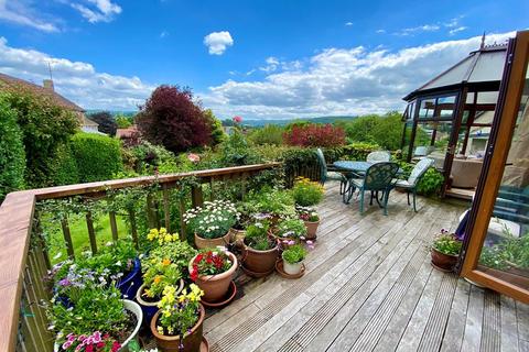 31 Hardings Drive, Dursley, GL11 4LP