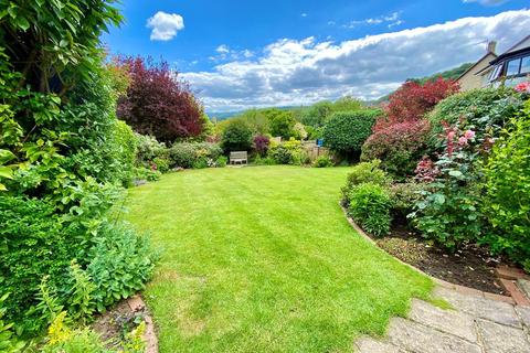 31 Hardings Drive, Dursley, GL11 4LP