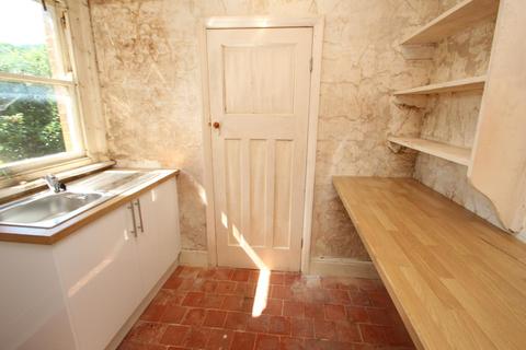 7 Burford Road, Salisbury, SP2 8AN