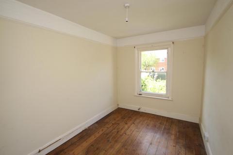 7 Burford Road, Salisbury, SP2 8AN