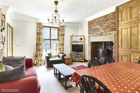 7 Warehouse Hill, Marsden, Huddersfield, HD7 6AB