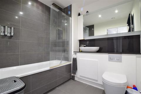 12 Oldfield Place, Dartford, DA1 5WJ