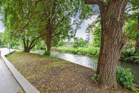 12 Oldfield Place, Dartford, DA1 5WJ