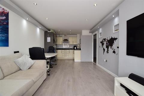 12 Oldfield Place, Dartford, DA1 5WJ