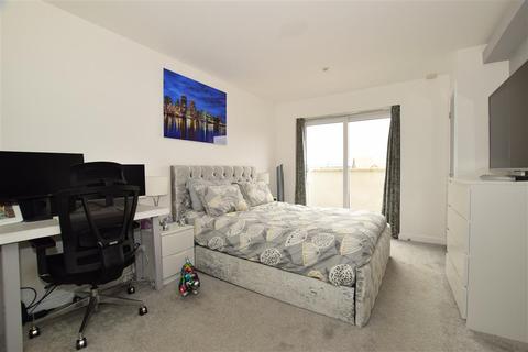 12 Oldfield Place, Dartford, DA1 5WJ
