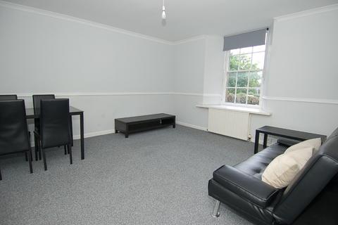 2 bedroom flat to rent, Viewfield Place, Stirling Town, Stirling, FK8