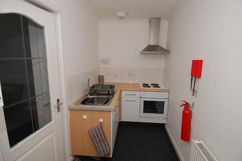2 bedroom flat to rent, Viewfield Place, Stirling Town, Stirling, FK8