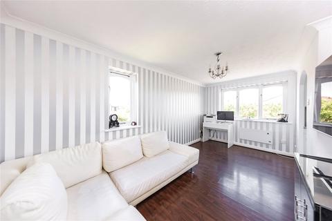 34 Latimer Drive, Hornchurch, RM12 6TQ