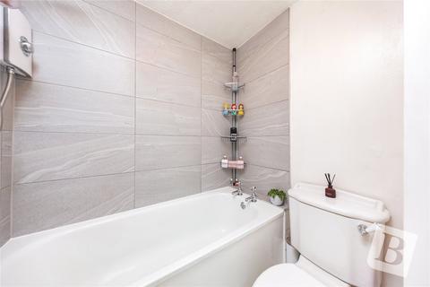 34 Latimer Drive, Hornchurch, RM12 6TQ