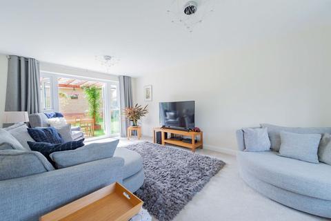 58 Morant View, Bowbrook, Shrewsbury, SY5 8QG