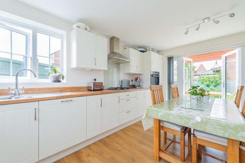 58 Morant View, Bowbrook, Shrewsbury, SY5 8QG