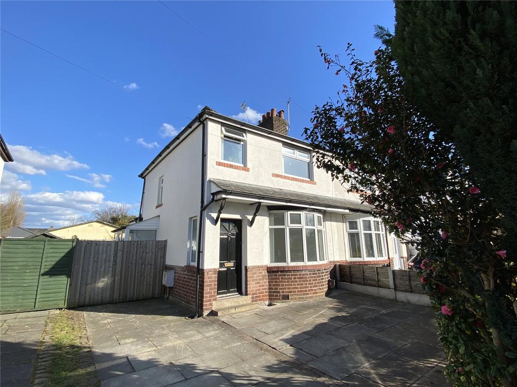 Bazley Road, Northenden, Manchester, M22 3 bed semidetached house for