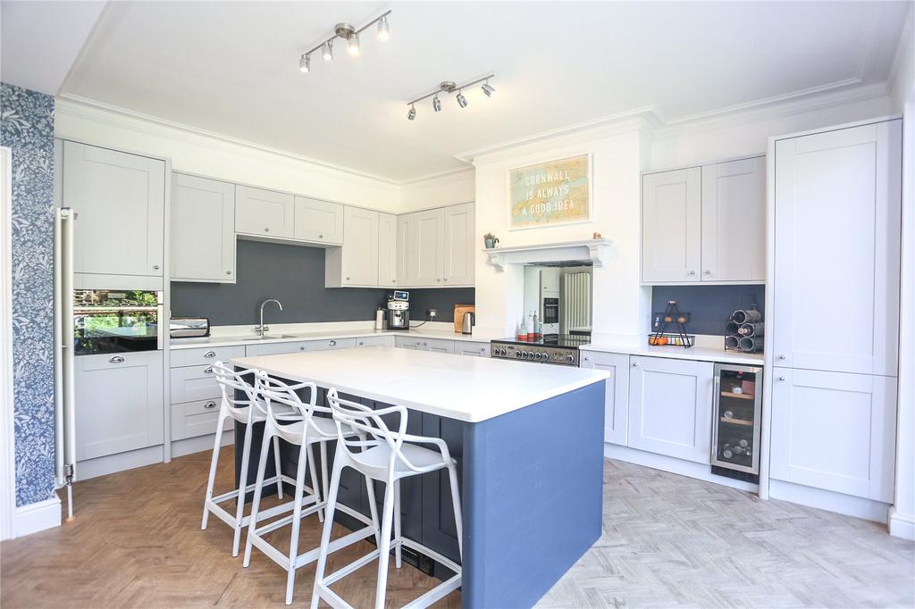 Brownsville Road, Heaton Moor, Stockport, SK4 4 bed semidetached house