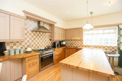 32a Arkwright Road, Marple, Stockport, SK6 7DB